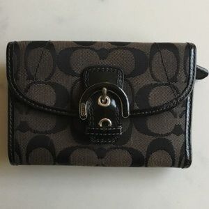 Coach Signature C Honeybee Black Wallet